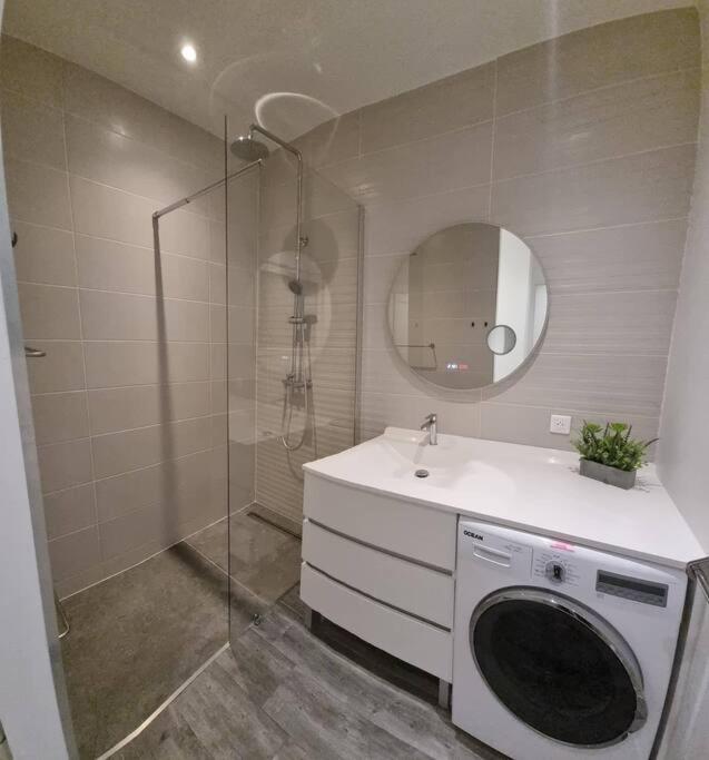 Superbe Studio Lumineux, Vue Sur Piscine Et Mer Baie Nettle Ngoại thất bức ảnh